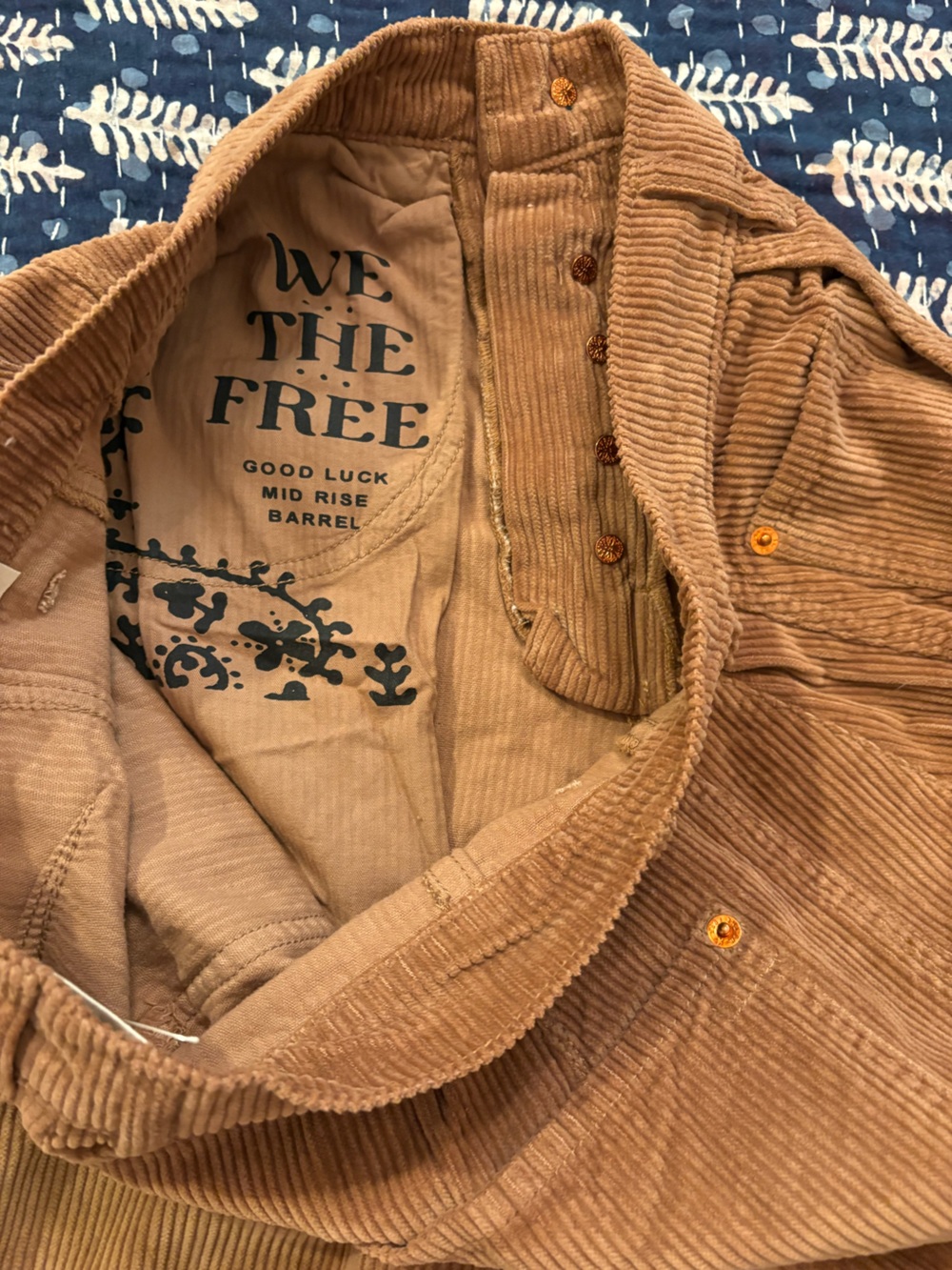 NWT We The Free Good Luck Mid Rise Barrel Cords - Picture 5 of 9